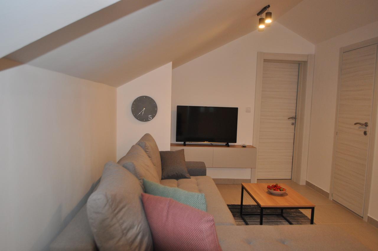 Maritimo Apartment *