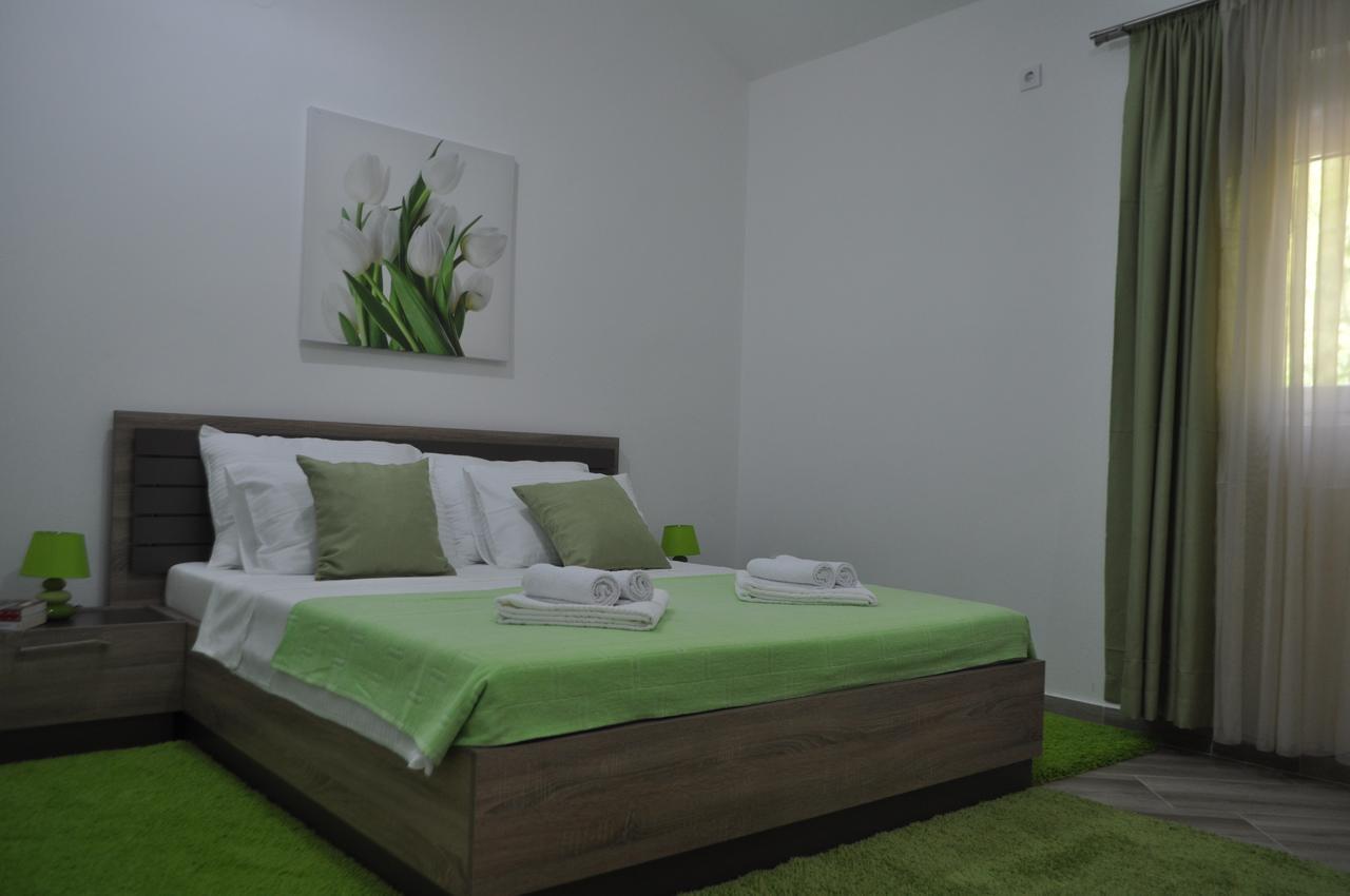 Maritimo Apartment Kotor